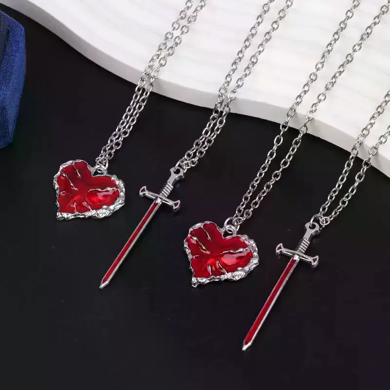 Fashionable And Beautiful Simulate Sword Heart Necklace Set Elegant Men And Women Sweater Chain Collarbone Chain Couple Gift