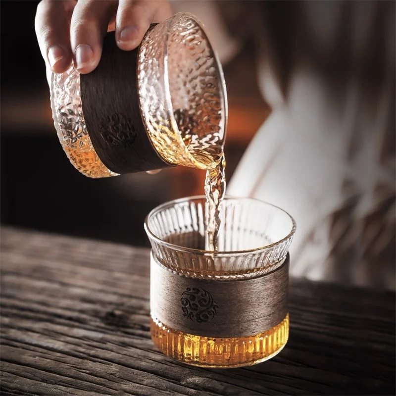Japanese Style Small Capacity 140ml Anti-scalding Walnut Holder Glass Coffee Mug Kungfu Tea Set Tea Cup Taste Teacup Drinkware