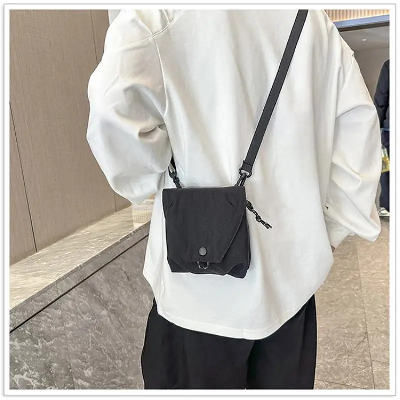 1 Stück Tragbare Umhängetasche Unisex Wasserdichte Nylon-Umhängetasche Lässige Handytasche für Reisen – Detail 8