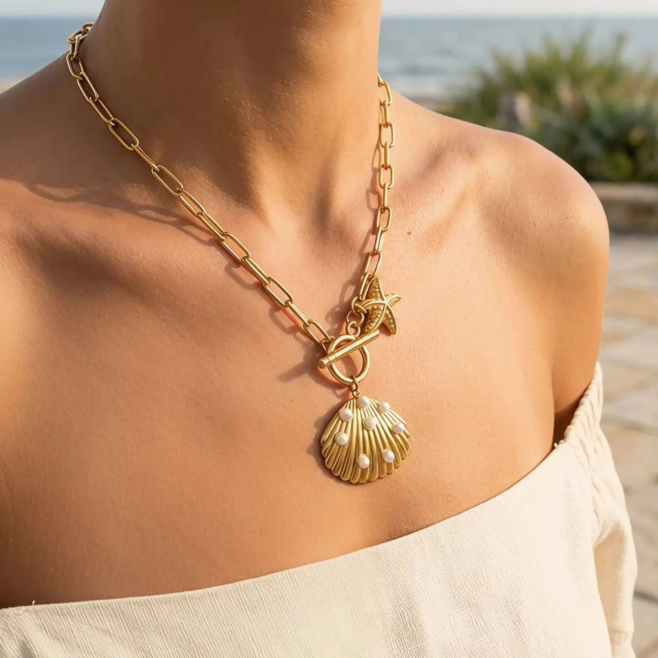 Stainless Steel Gold Boho Beach Necklace for Women Toggle Clasp Shell Starfish Pearl Pendant Paperclip Chain Summer Jewelry