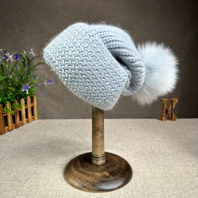 Sparkling coarse needle rabbit fur knitted hatwomen\'s fox fur ball, warm and casualversatile thick and warm pile hat