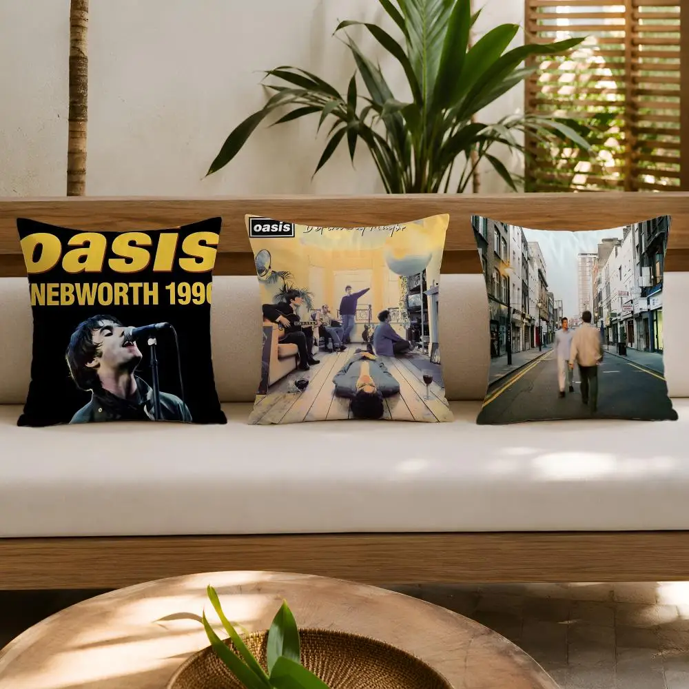 Rock Band O-Oasis Cushion Cover Wrinkle-Resistant Short Plush Cushion Covers Breathable Machine-Washable