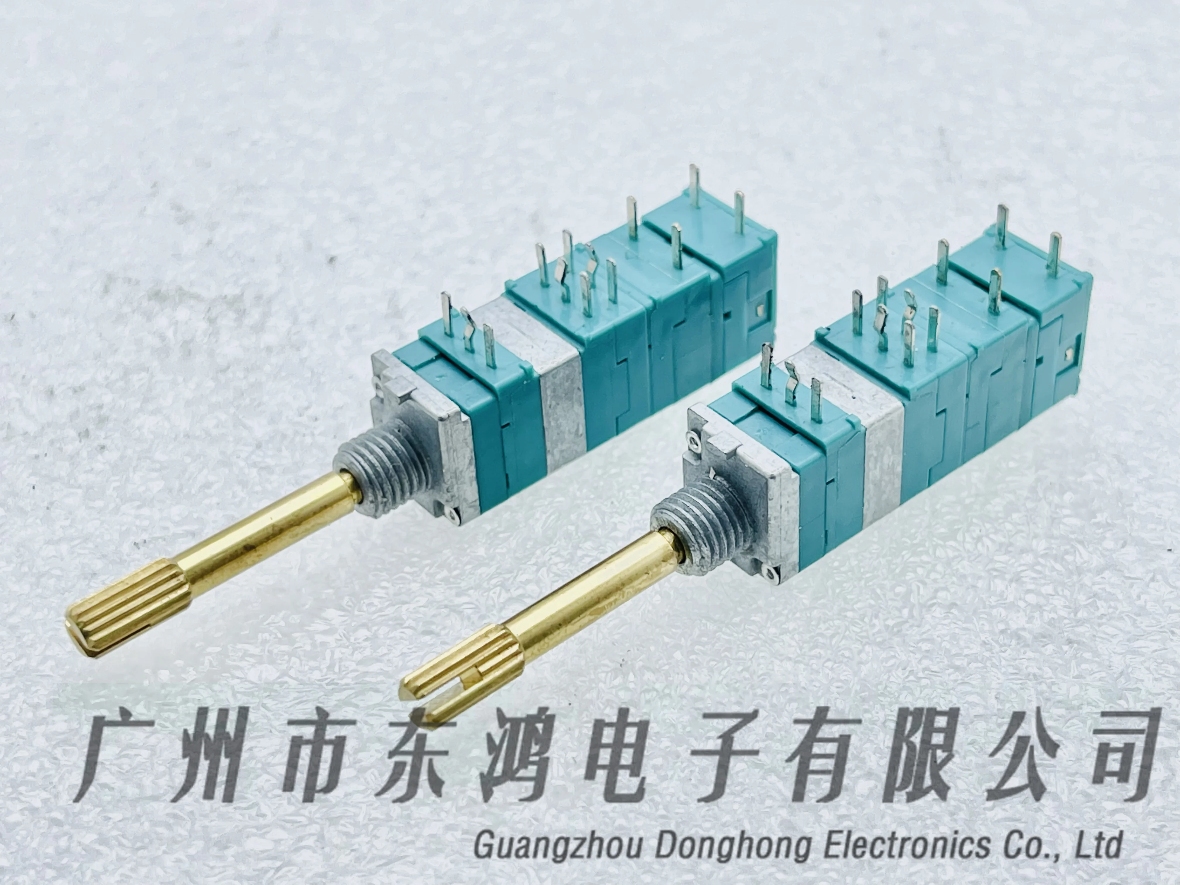 1PCS ALPS RK0971114 Model 4 Coupling Screw Press Dual Switch B50K×2A50K×2 Axis 27MM