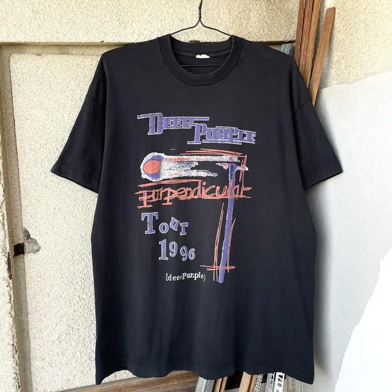 تي شيرت كلاسيكي لفرقة روك باند أرجواني عميق 1996 مقاس XL أسود