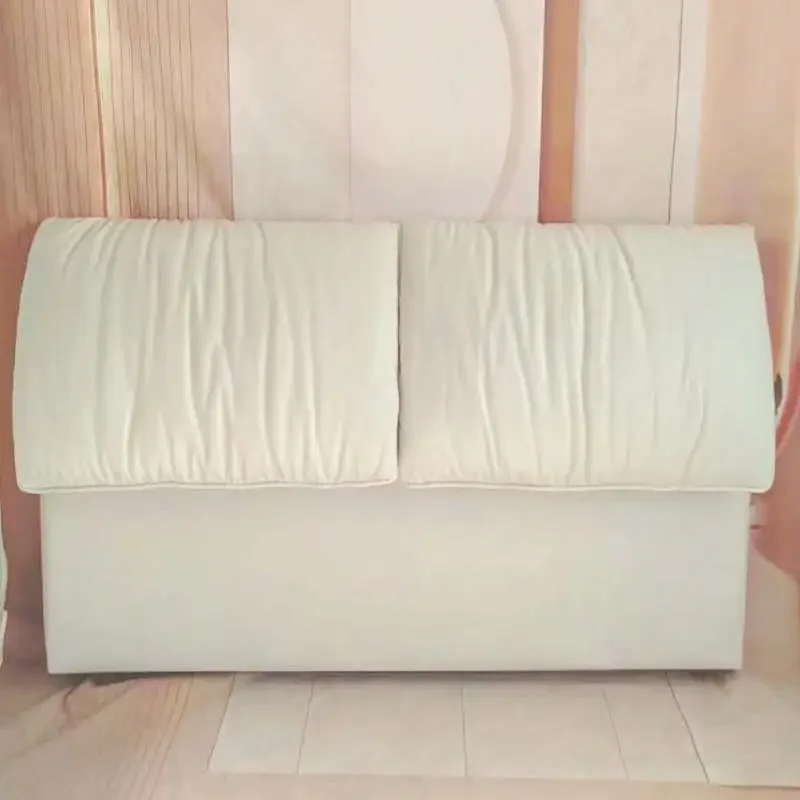 bedside soft rely on technical fabrics, leather thickened down rely on bags, and the bedroom can be disassembled and washed.