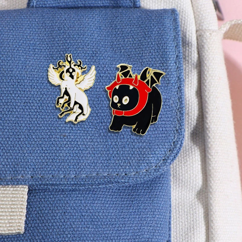 Halloween Octopus Unicorn Skeleton Devil Shape Brooch Cartoon Festival Enamel Alloy Badges Pins DIY Clothing Bags Hat  Accessory