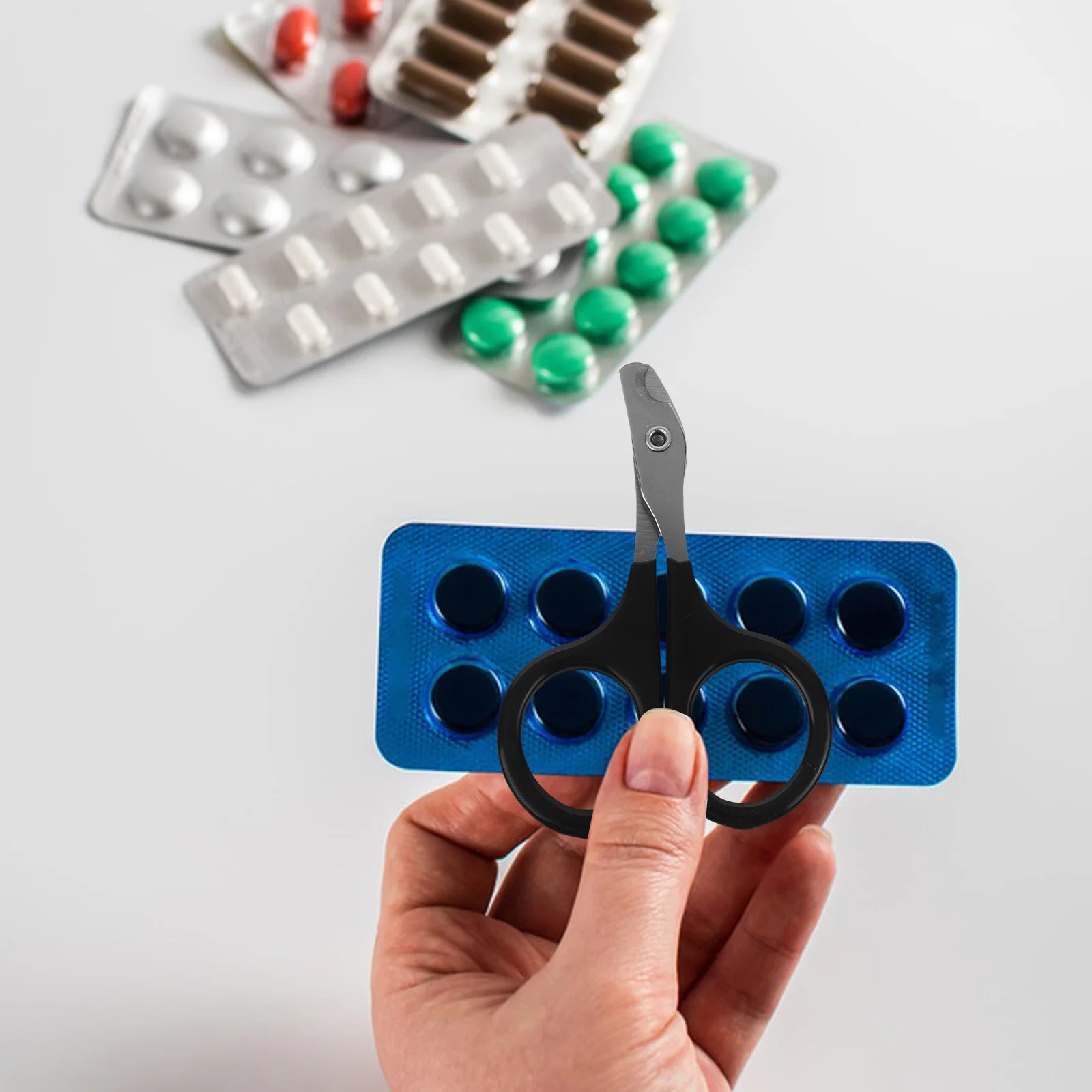 

Ножницы для резки таблеток из нержавеющей стали, портативный разветвитель лекарств для путешествий, домашнего офиса, инструмент для резки таблеток, портативный резак для таблеток