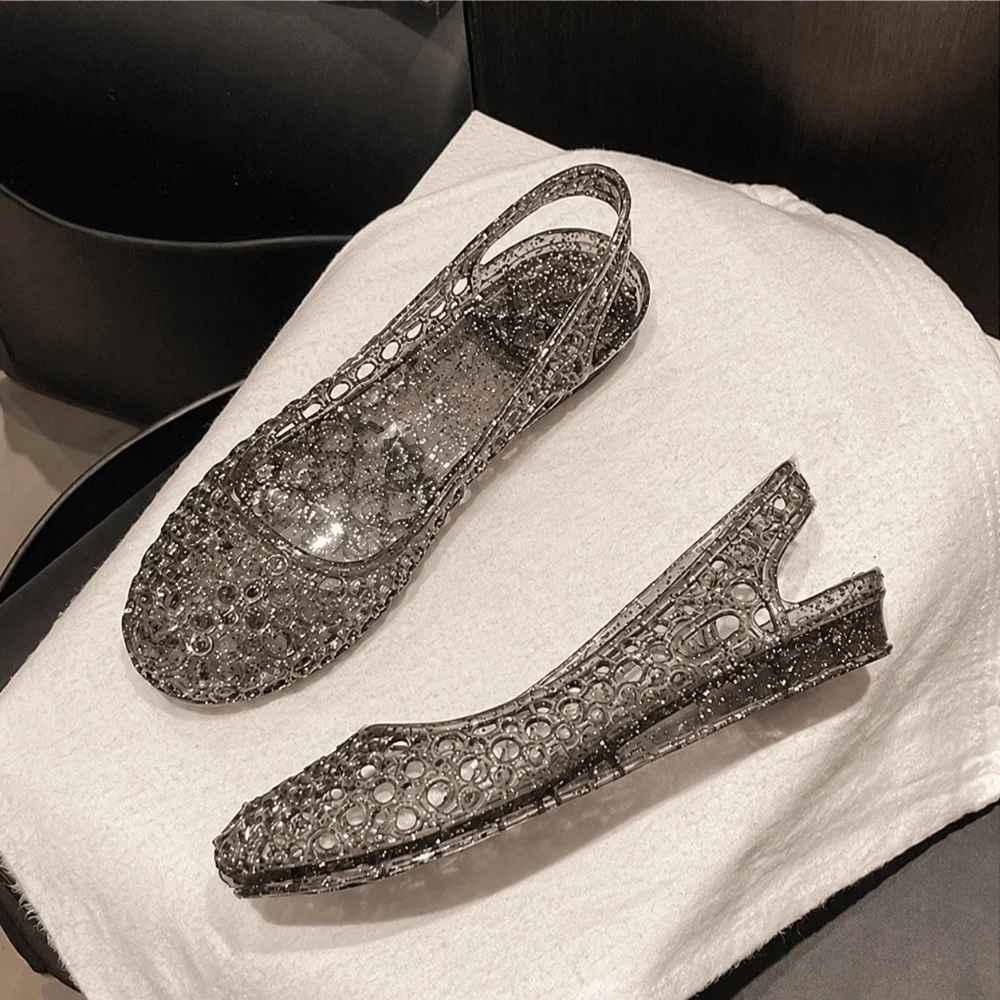 Kristallklare Sandalen, atmungsaktive, hohle Fischmaul-Slipper mit geschlossener Zehenpartie, leichte, flache Damenschuhe für den Sommer – Detail 13