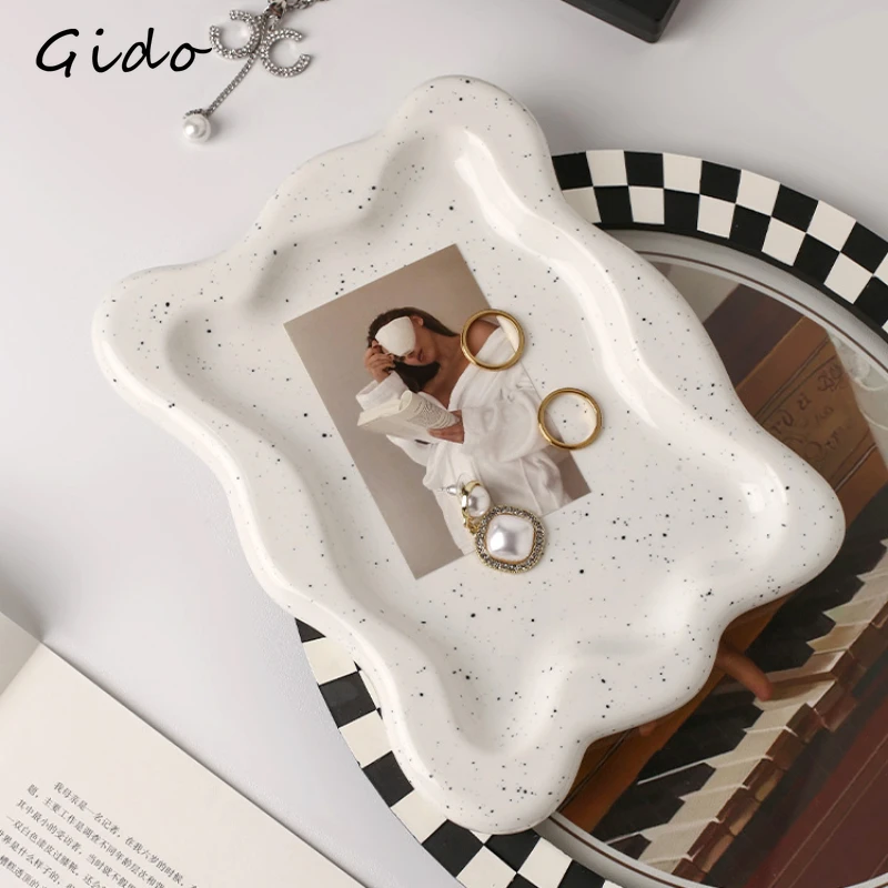 

Ceramic Jewelry Tray Light Luxury Jewelry Display Tray Earrings Studs Decorative Tray Shooting Props