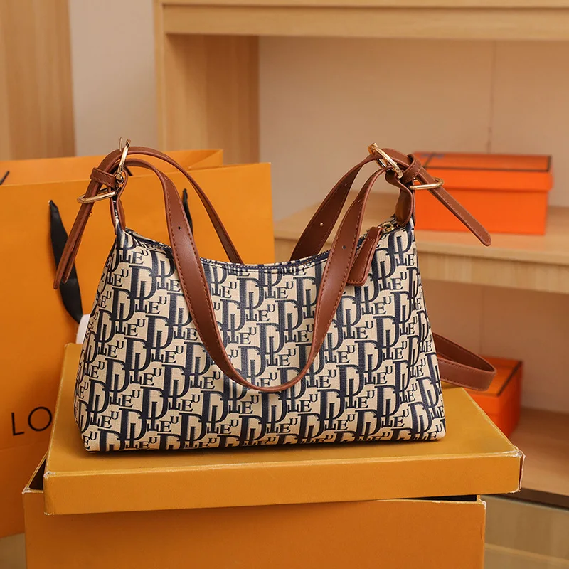 

New Letter Shoulder Bag Women's Simple Retro Messenger Bag High-end Atmosphere Casual Temperament