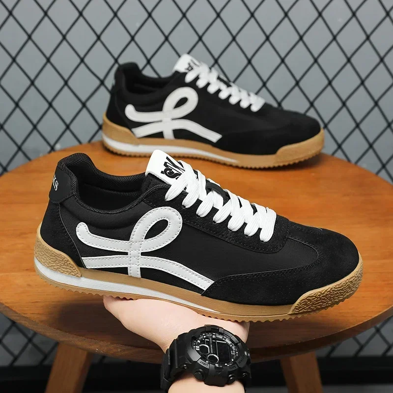 

Retro Casual Shoes Summer Fashion Running Shoes Leather sneakers Men Flats Slip on Sneakers Lightweight Zapatillas De Deporte