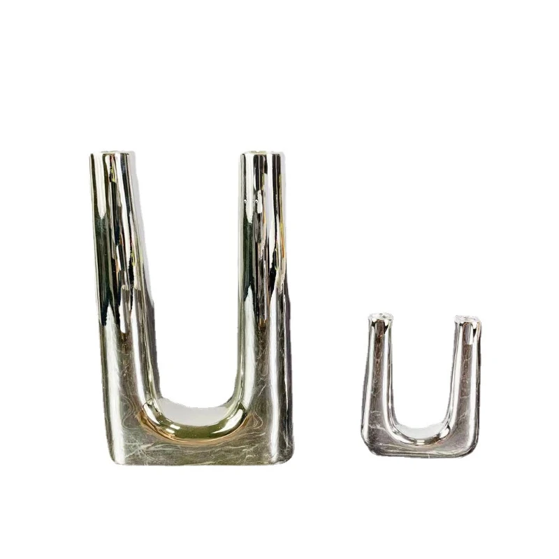 

Modern simple European silver resin U-shaped candlestick ornament
