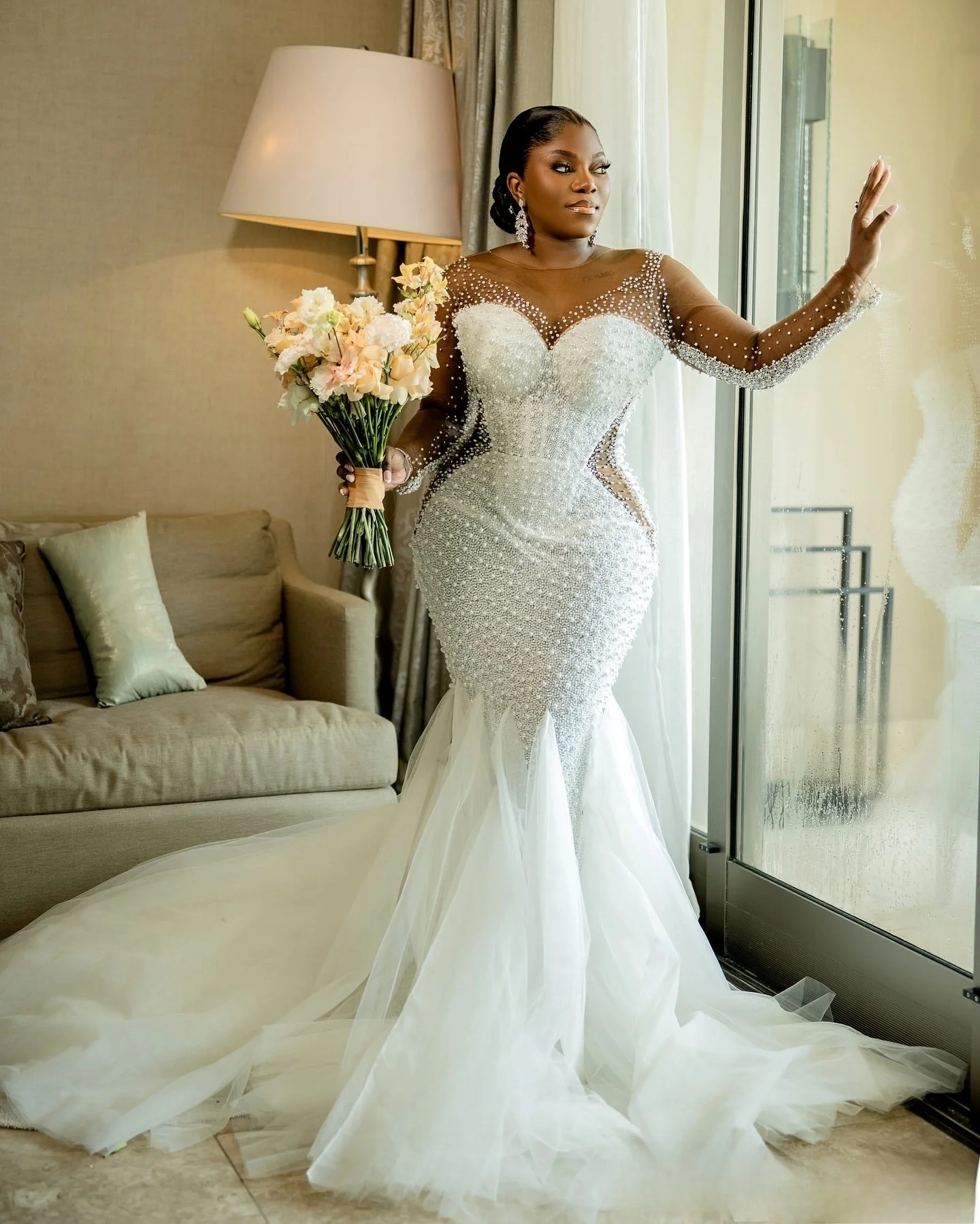 Customized Sheer Neck Africa Sparkly Beads Pearls Garden  Wedding Dress Robe De Mariée  Full Sleeves Stunning    Bridal Gown
