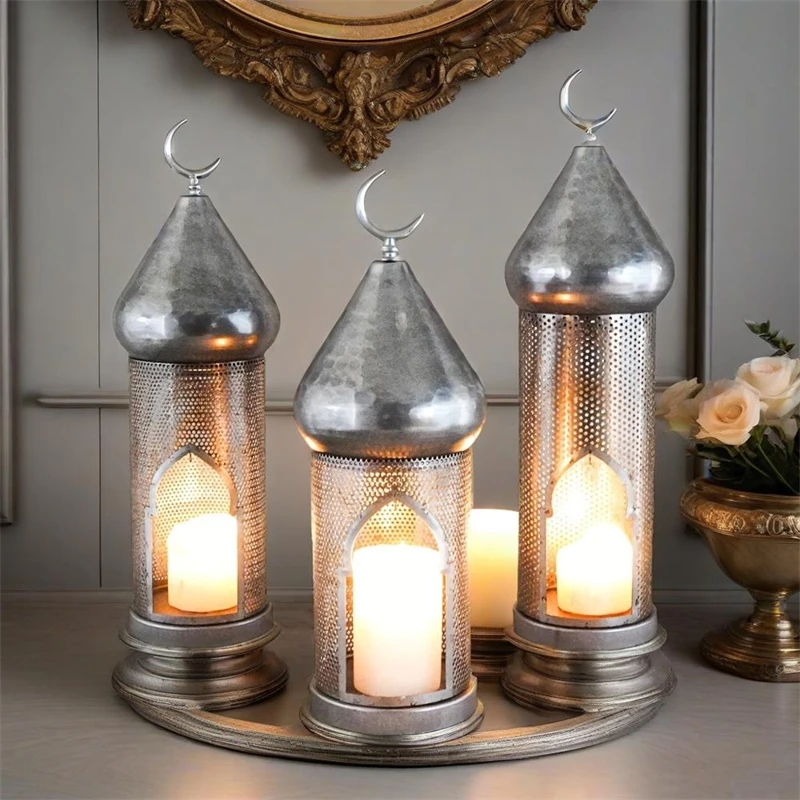 European Style Candle Lantern Hollow Iron Decorative Metal Candlestick Lantern Home Party Holiday Decoration Photography Prop