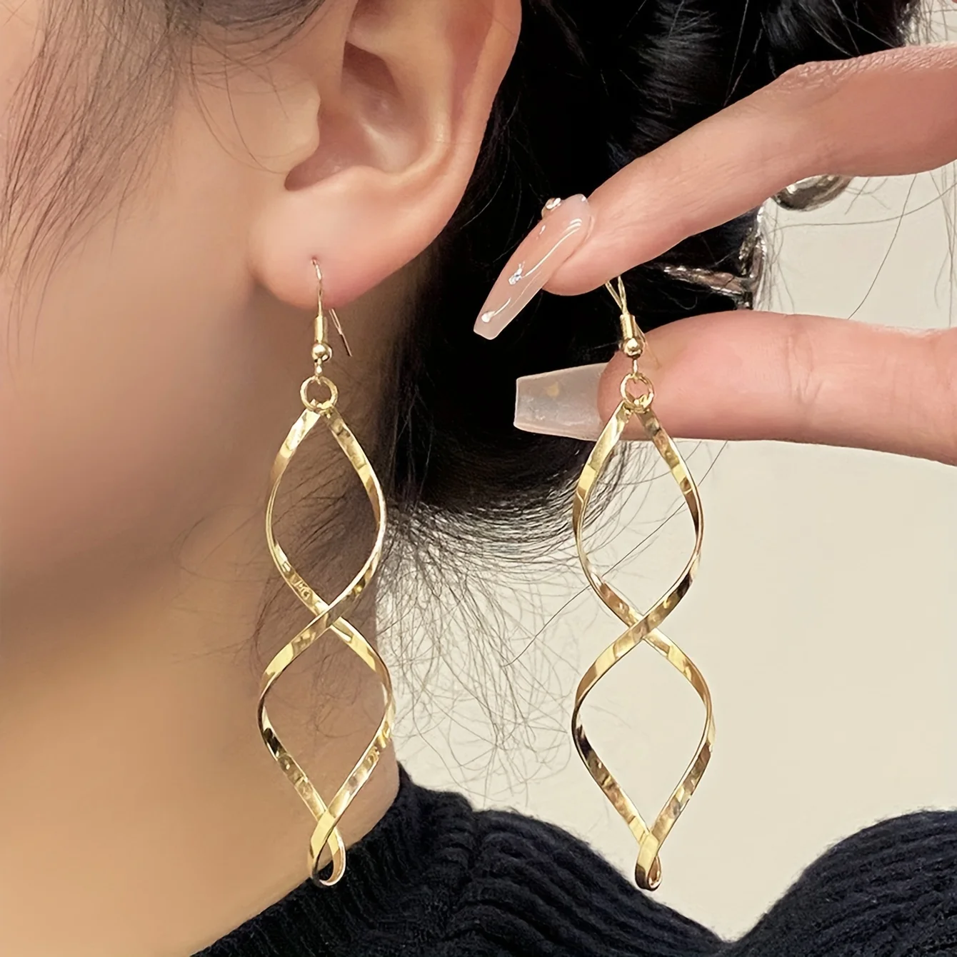 Thumbnail 3 - #50 Best Earrings to Buy In 2026