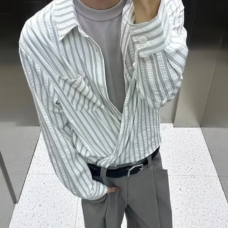 

Retro Bubble Shirt Vertical Stripes Loose Casual Long Sleeve Outerwear Oxford Cloth Texture Japanese Style for Young Men