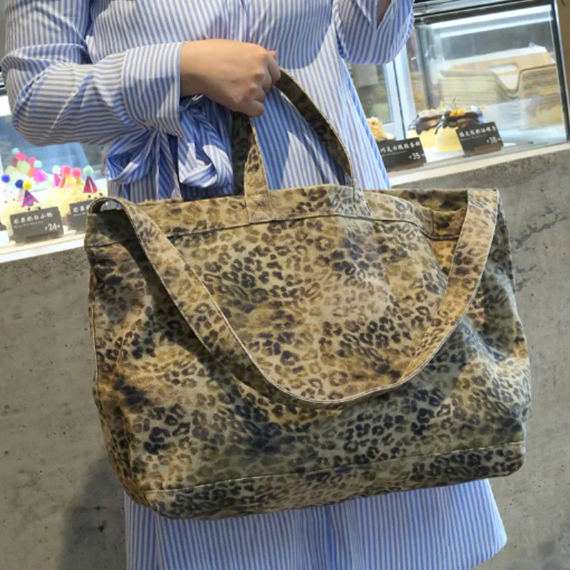 2025 New Printed Leopard Pattern Handbag Large Capacity Shopping Bag Casual Commuter Single Shoulder Canvas Tote Bag