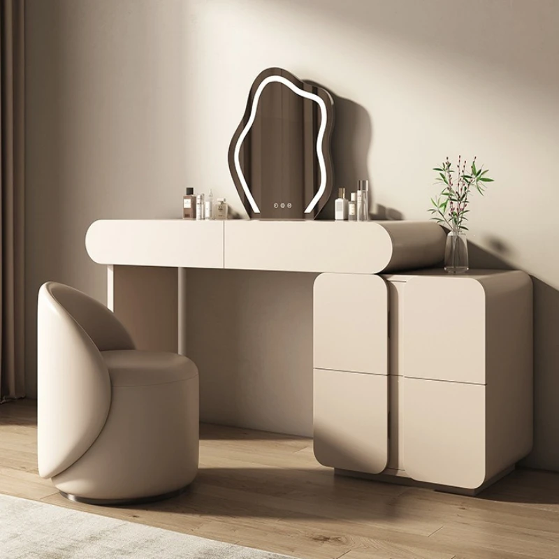 Modern minimalist dressing cabinet integrated into the master bedroom vanity bedroom