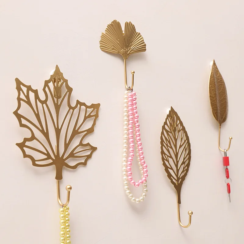 Fashion Nordic Style Hooks Gold Hanging Storage Rack Wrought Iron Hook Hanger Creative Leaf Shape Living Room Decor Accessories