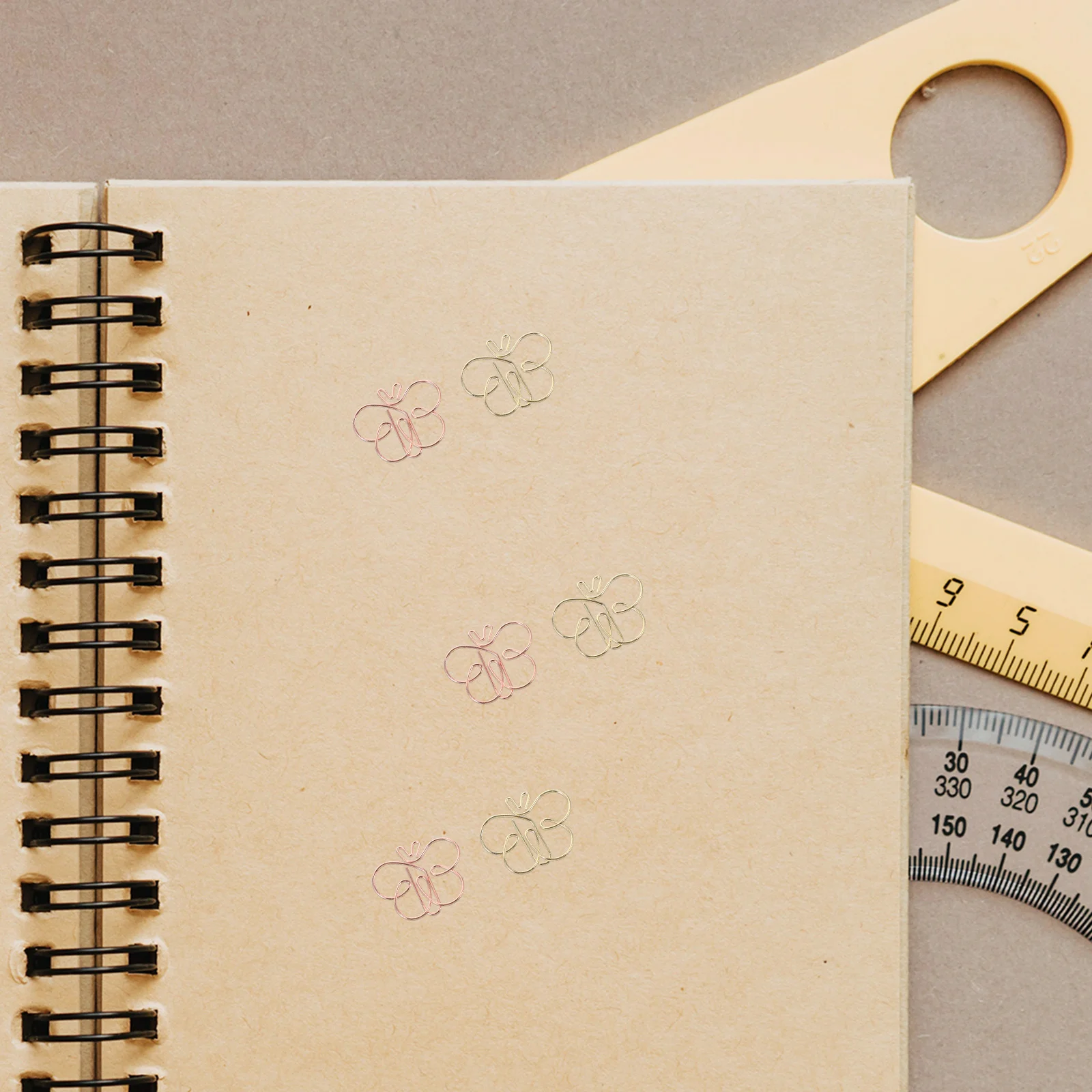 

20Pcs Gold Bee Paper Clips Creative Metal Document Clips Small Office Paper Clamp Paperclips for Filing Notes Metal Paperclips