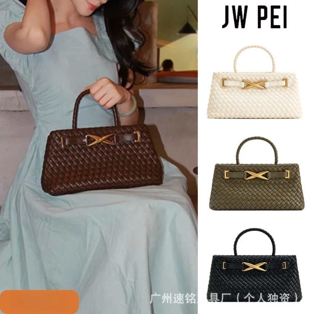 حقيبة يد منسوجة JW PEI عصرية ومتعددة الاستخدامات للربيع بتصميم جديد حقيبة مربعة صغيرة راقية