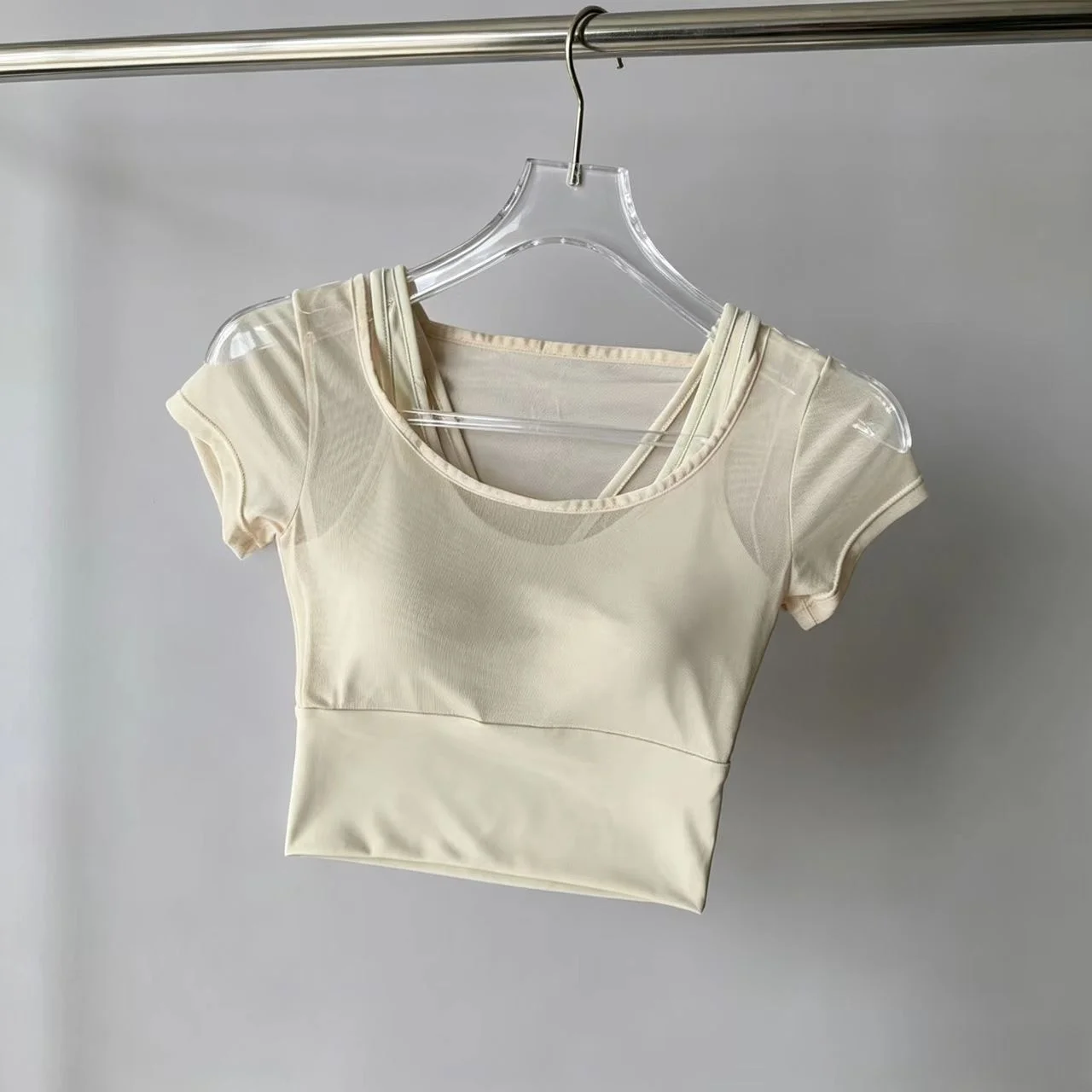 Summer Short Sleeve Mesh Sports Tee for Women Built‑In Padded Bra Breathable Quick‑Dry Premium Athletic Yoga Top Gym Pilates