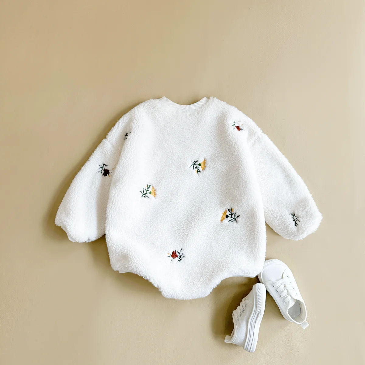 INS Winter Newborn Infant Romper Baby Clothes Embroiled Plush Soft Warm Bodysuit Child Girls Berber Fleece Thick 0-18M