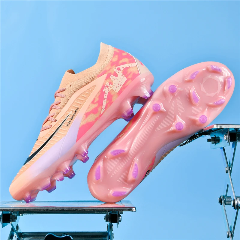 

Men Football Field Boots Cleats Fast Soccer Shoes Society Cleats Football Shoes Training Outdoor Sneaker High Quality Original