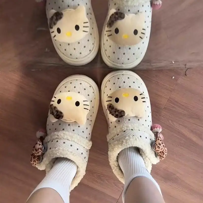

r‌eal pictures 2025 new autumn winter hello kitty cartoon fashion women Casual Shoes beige brown warm cotton flats snow boots