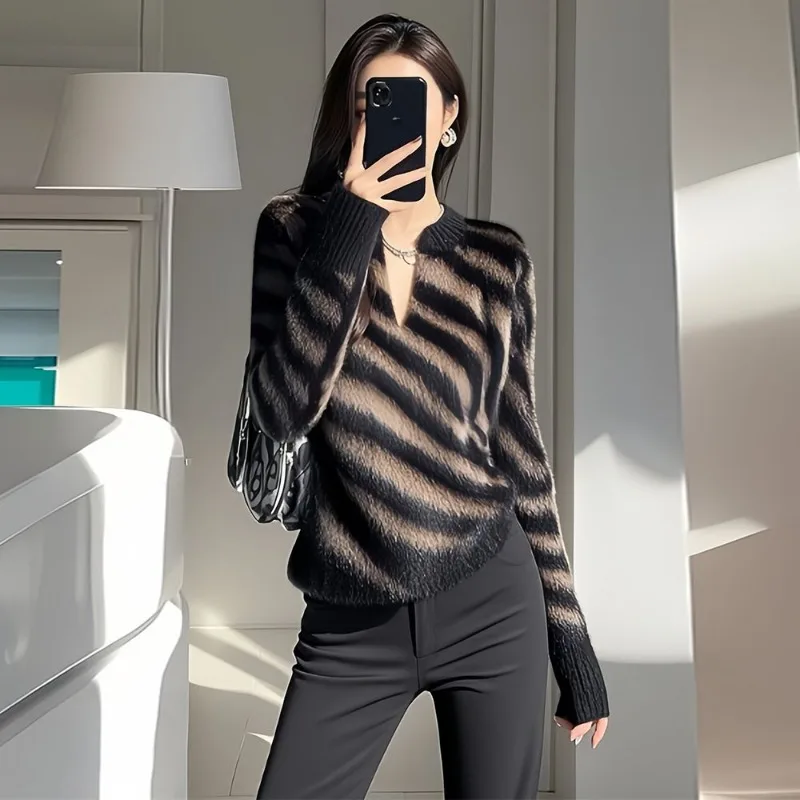 V-neck Thick Striped Knitwear Women Autumn Winter Elegant Temperament Long Sleeve Sweater Fashion All-match Trend Knitwear Tops