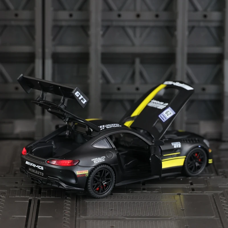 1:32 Mercedes AMG GTR modelo de supercoche de aleación, puertas y capó de motor, el maletero se puede abrir para juguetes de niños