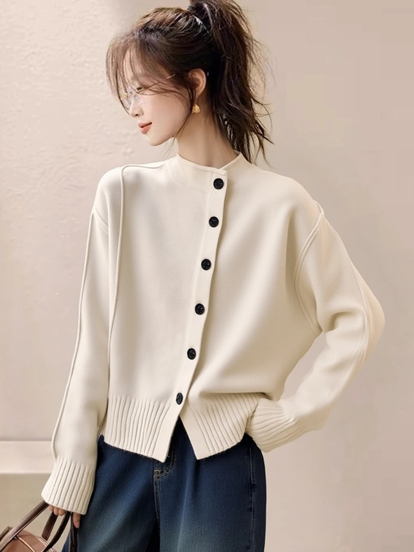 

Ele Color Knitted Top Long Sve Base irt Single Button Unique Design Winter Faion Ladies Camere Sweater