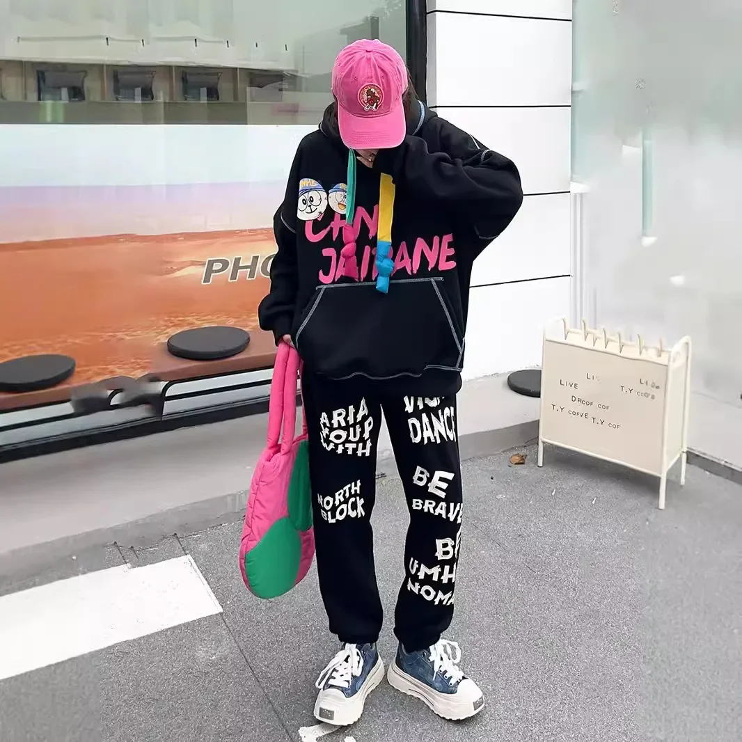 Winter Fleece Thickened Fashion Casual Sports Suit Graffiti Hooded Sweatshirts and Sweatpants Two-piece Sets Womens Outfits