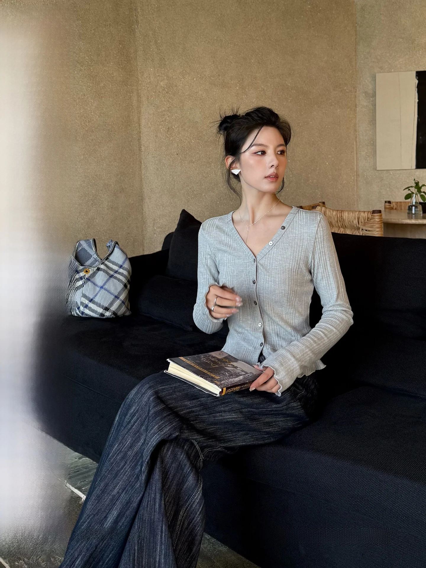 

ay V-Ne Knitted Wrap Waist Thin Cardigan Women's Ele Simple Sle Long Sve Faionable Spring Season Casual Wear