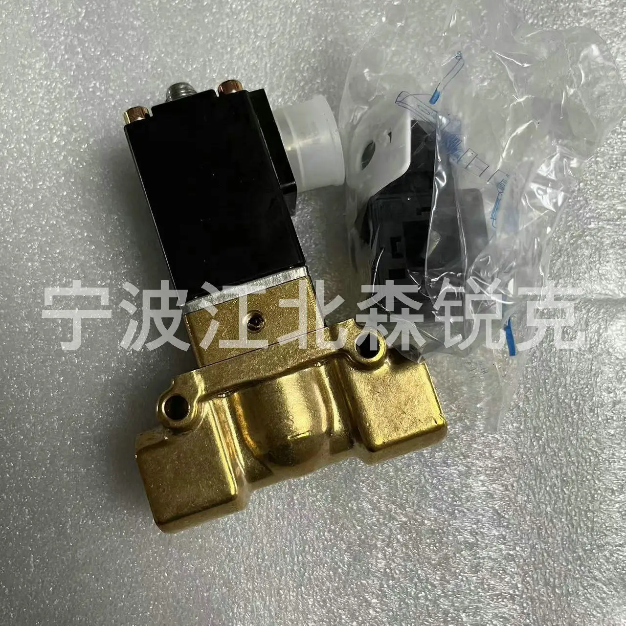 

BOGE air compressor solenoid valve 644006301 644004401 Baoju solenoid valve 644006105P