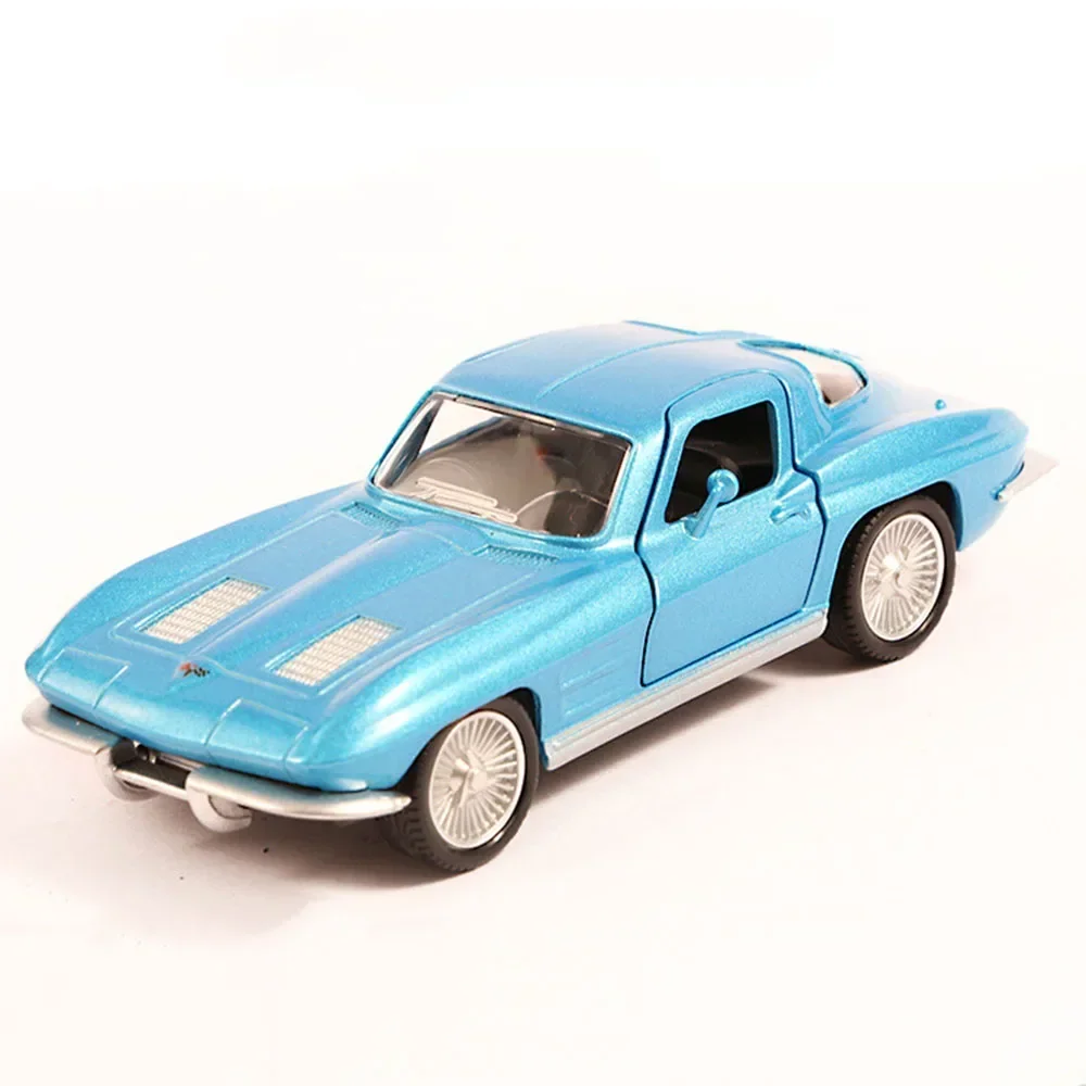 Chevrolet Corvette coche súper clásico 1/36 modelo de aleación de Metal fundido a presión vehículo de simulación extraíble modelo de coche para regalo de niño