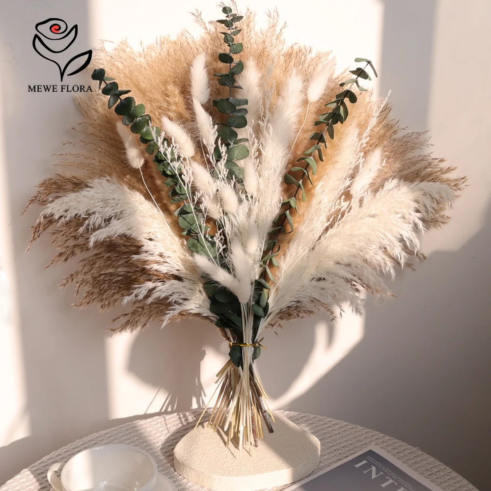 100 Pièces de Bouquet d'Herbe de la Pampa Naturelle Séchée avec Queues de Lapin et Eucalyptus, Décoration Bohème pour la Maison, Composition de Roseaux Moelleux pour Mariage, Salon, Ferme, Remplissage de Vase, Fleurs Préservées Longue Durée, Décoration Rustique pour Fête