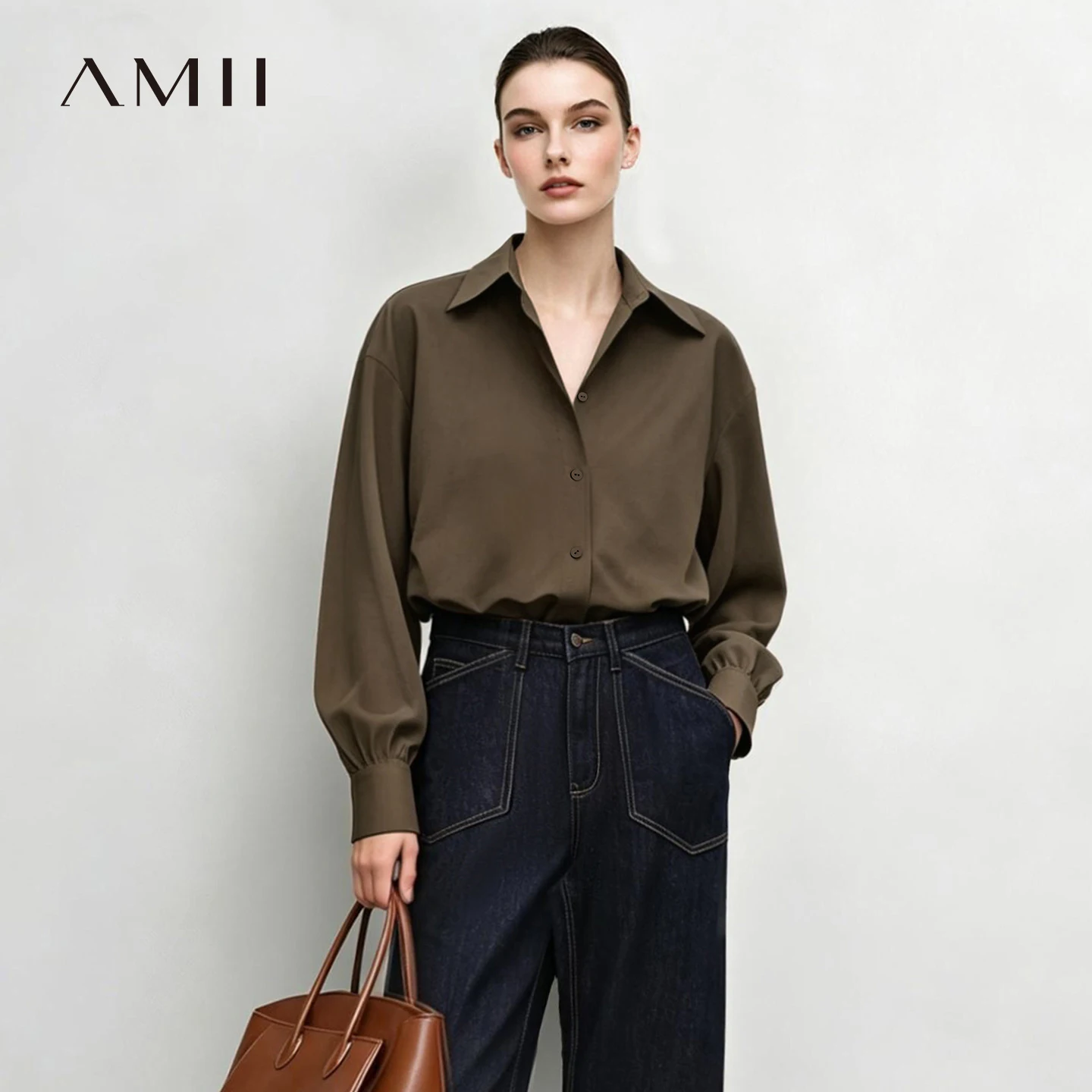 AMII Long Sleeve Shirt For Women 2026 Autumn New Lapel Drop Shoulder Pleated Top Loose Cotton Classic Women's Shirt 12613014