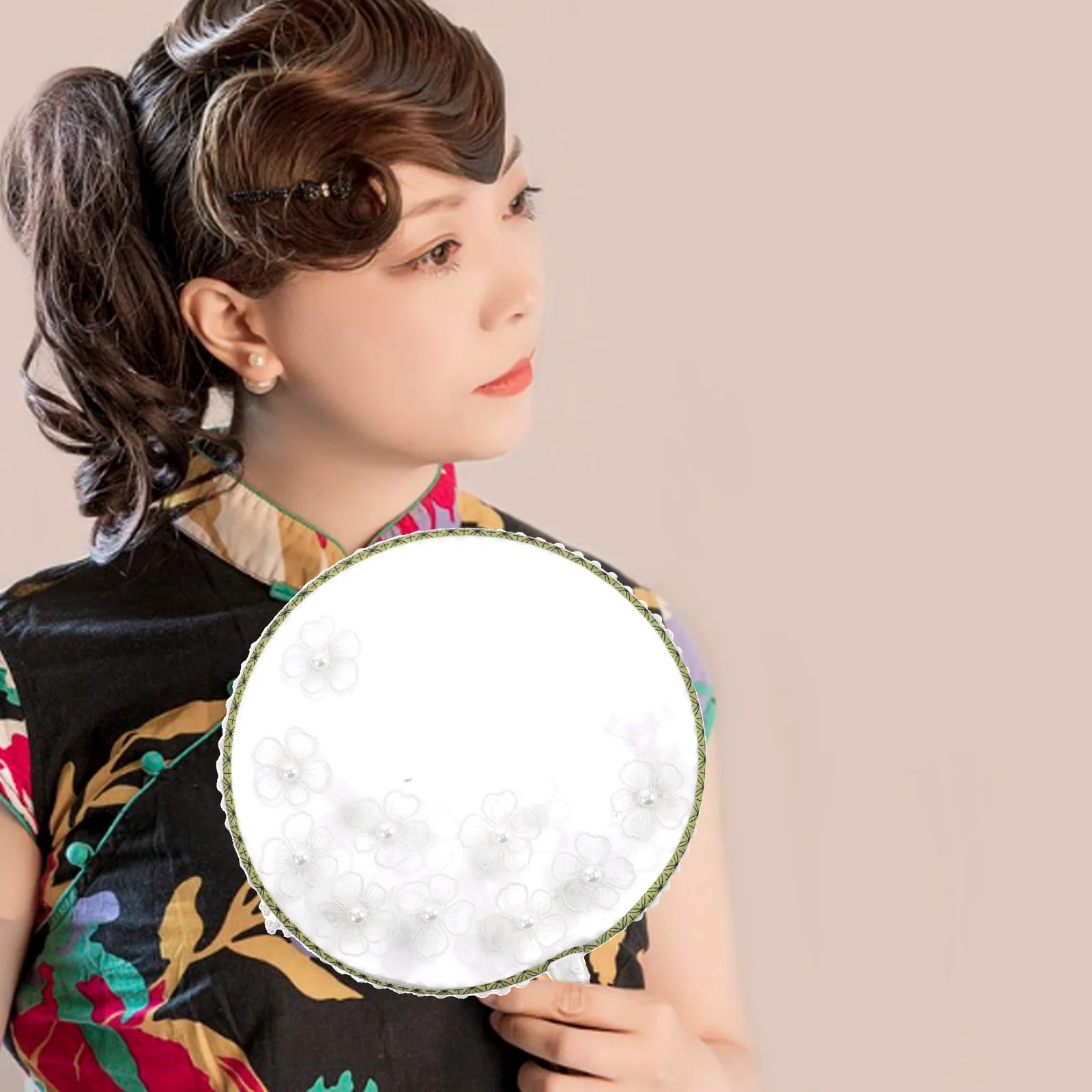 

Traditional Circular Chinese Fan Handheld Floral Embroidery Tassel Decorative Summer Wedding Paddle Flower Accessories