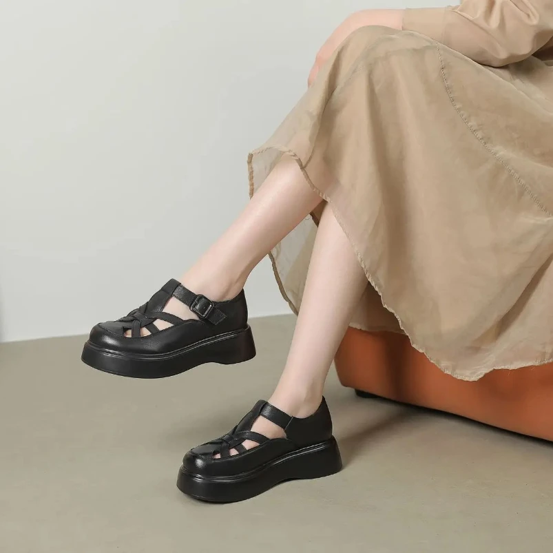 

2025 модные повседневные сандалии из натуральной кожи с круглым носком, летняя верхняя одежда, тапочки на платформе, женские сандалии