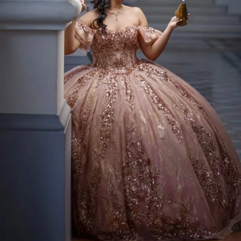 

Блестящее розовое платье Quinceanera с кристаллами и блестящими цветами, наклейка с длинным хвостом и бантом, Vestidos De 15, Quinceanera ﻿ Настроить