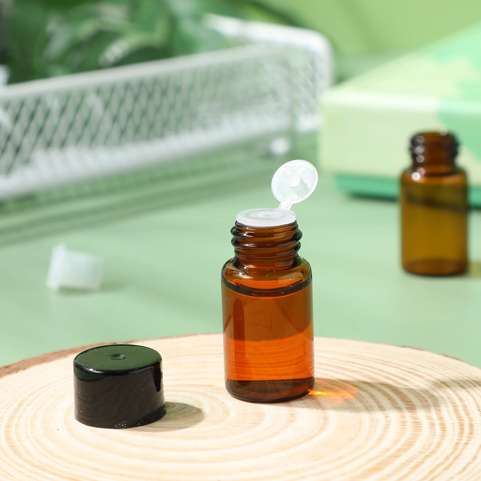 

50 Pcs Samples Essential Oil Bottling Leakproof Oils Bottles Container Travel Clear