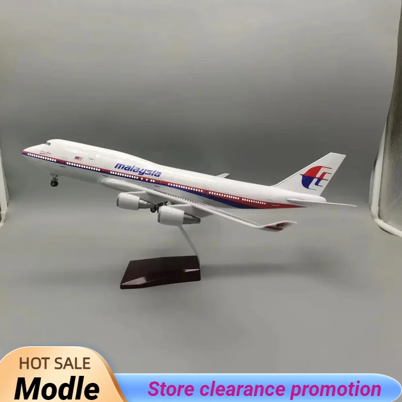 

New 47cm Malaysia Airlines Airplane B747 With Light Diecast Resin Plane Model Toys Collection Display Gifts Fans Decoration