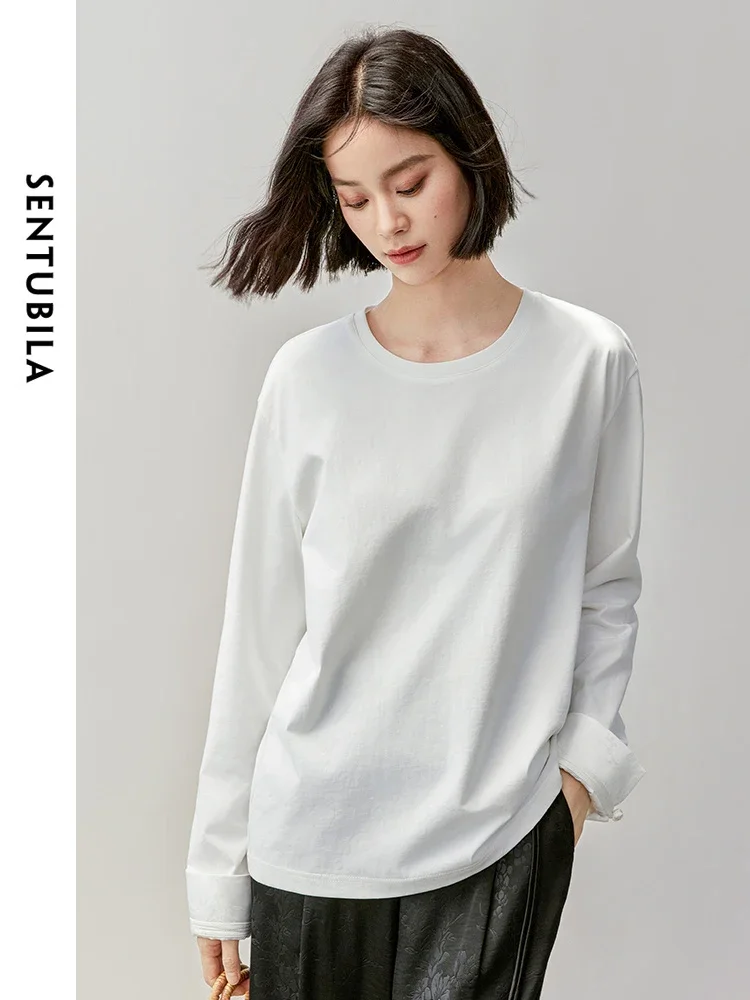 

SENTUBILA Повседневная жаккардовая хлопковая белая футболка для женщин, осень 2022, свободные однотонные простые женские футболки с круглым вырезом и длинными рукавами 143T55680