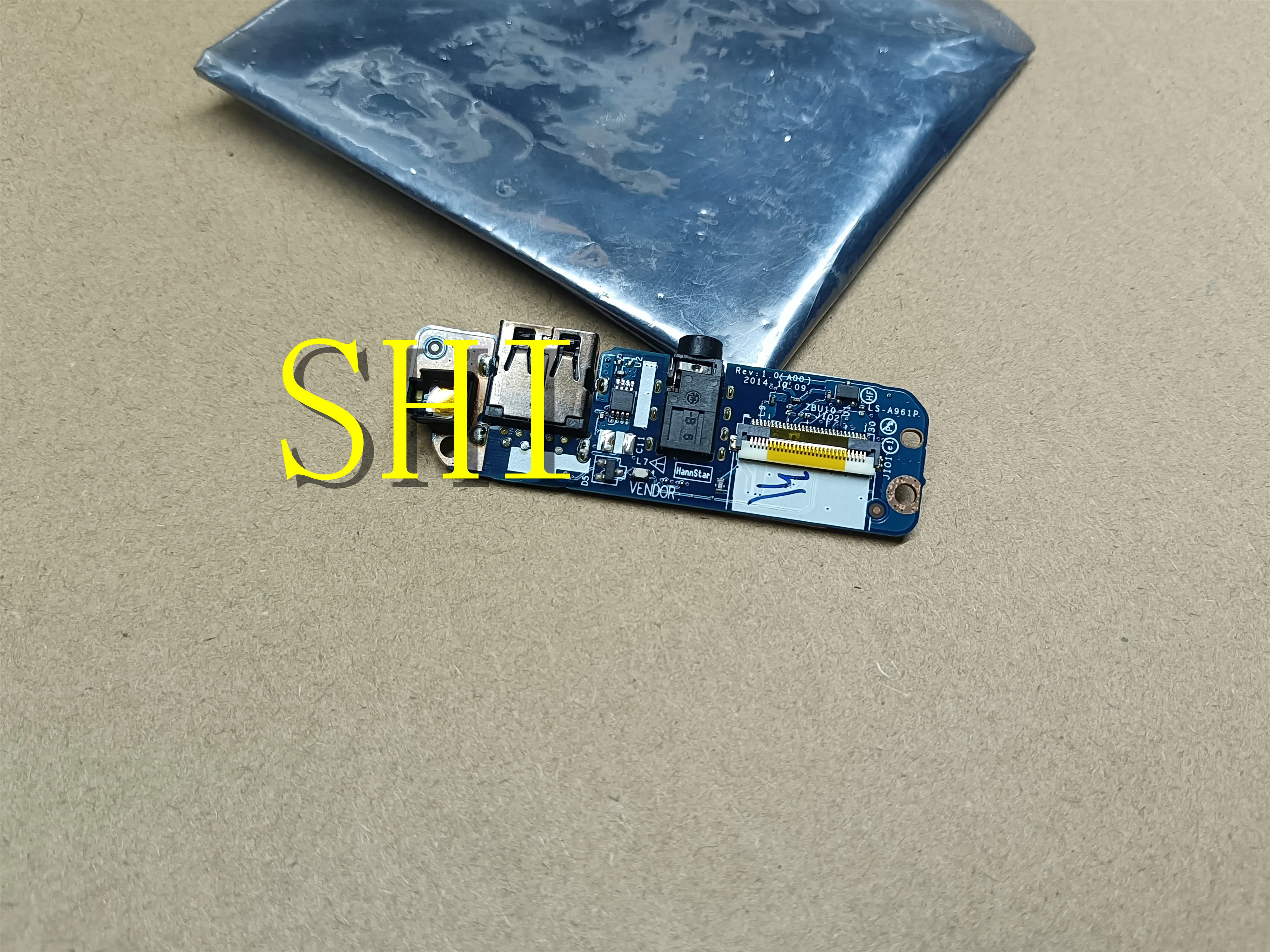 

LS-A961P FOR For Dell Latitude E7450 Power Button / USB / Audio Port IO Circuit Board 0110HR ZBU10