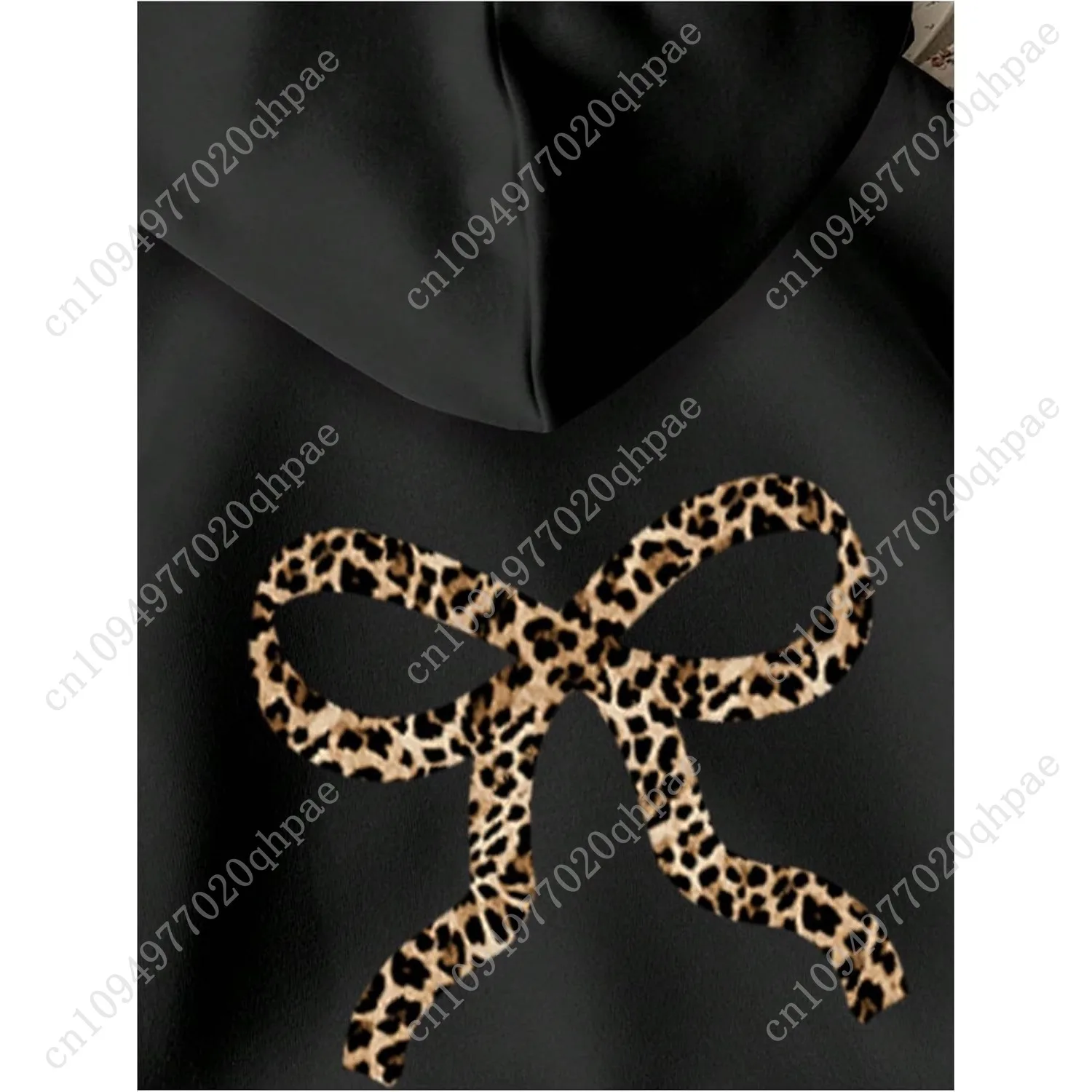 Рисунок 3 - Толстовки с леопардовым принтом и бантом для девочек