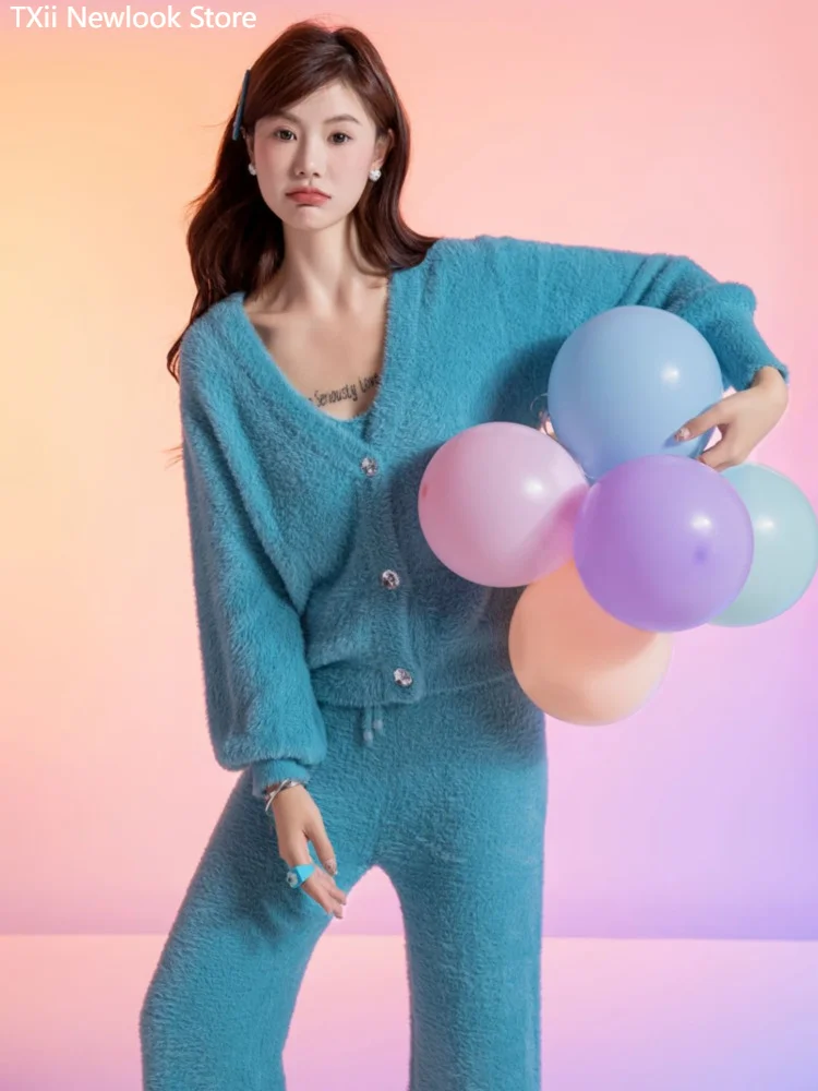 

[TXii Advanced Sense]Half Fleece Solid Color Pajamas Women's Winter Warm Coral Fleece Soft Home Clothes Three-piece Outfit