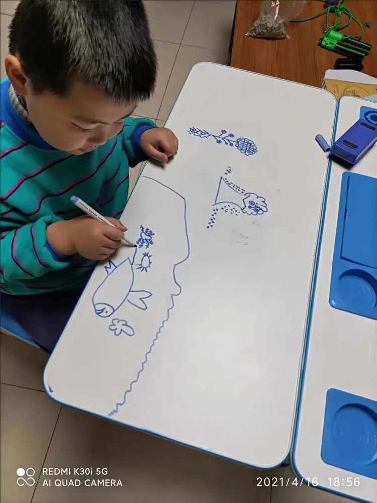 Multifuncional Kids' Study Table, Ergonômico Crianças Homework Desk, Ajustável e Cadeira Combinação, Estudante