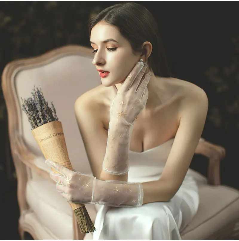 Guantes de novia blancos elegantes hasta el codo para boda, guantes largos de tul suave, estrellas doradas, guantes de dedo para graduación