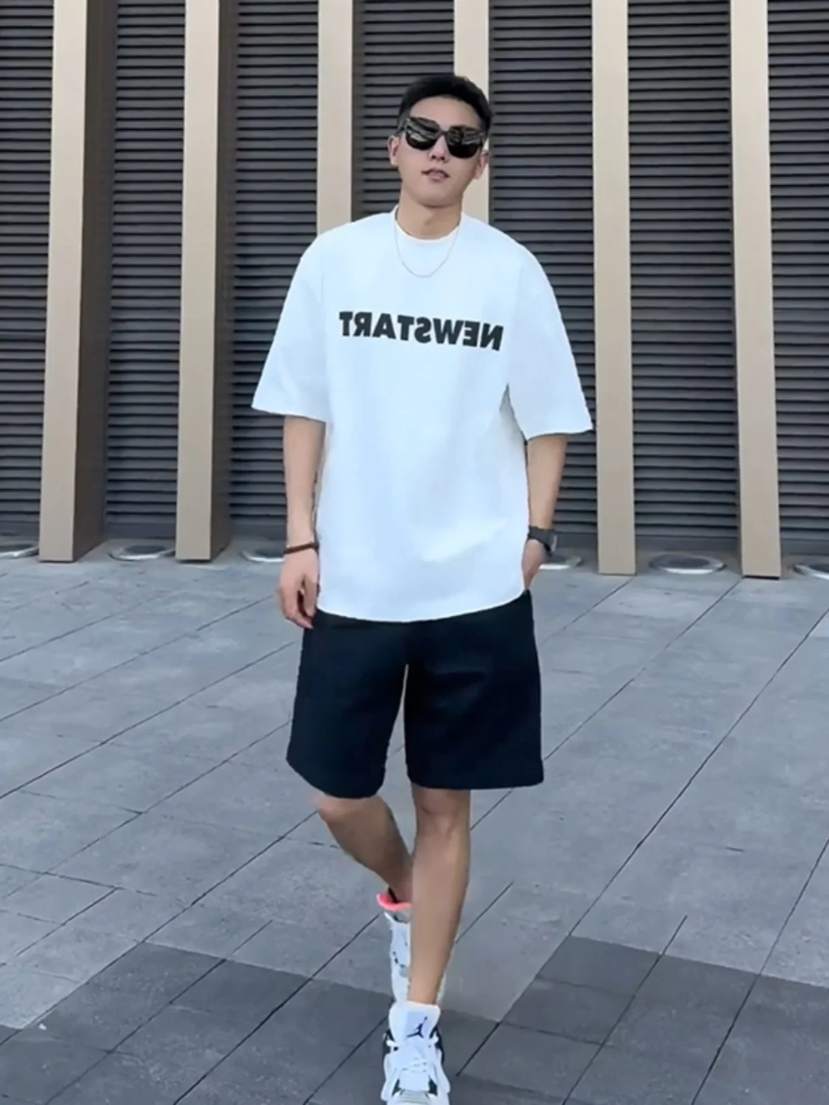 

Мужские летние трендовые брюки Bla Heavyweight: элегантные прямые брюки-чинос премиум-класса с эффектом драпировки